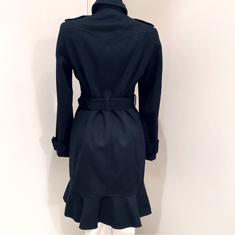 BURBERRY LONDON LITTLETON WOOL RUFFLE HEM COAT. - Picture 10 of 13